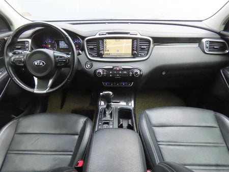 Kia Sorento — photo 09