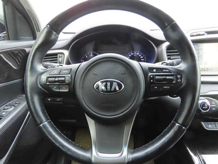 Kia Sorento — photo 11