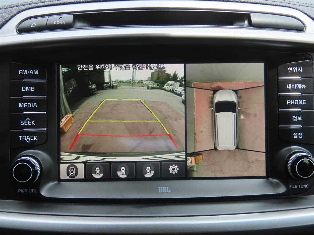 Kia Sorento — photo 18