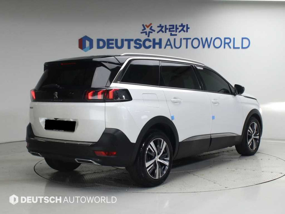 Peugeot 5008 — photo 02