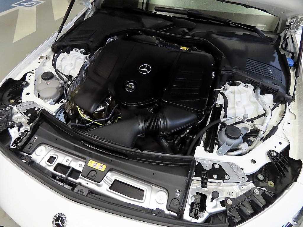 Mercedes-Benz CLE-Class — photo 19