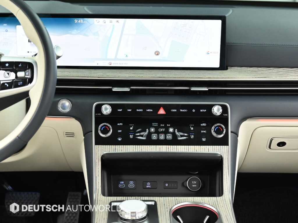 Genesis GV80 — photo 15