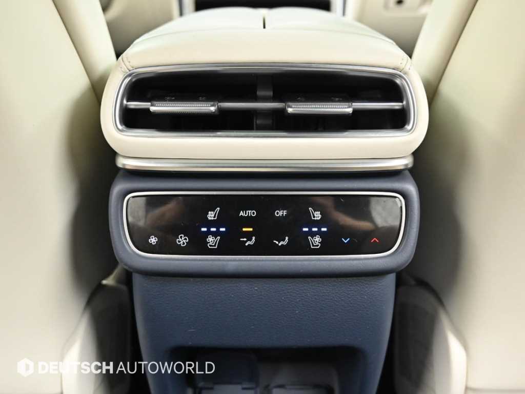 Genesis GV80 — photo 19