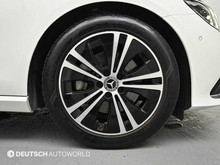 Mercedes-Benz E-Class — photo 05