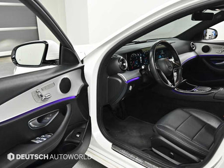 Mercedes-Benz E-Class — photo 11