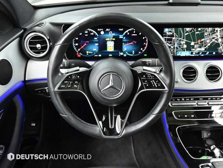 Mercedes-Benz E-Class — photo 13