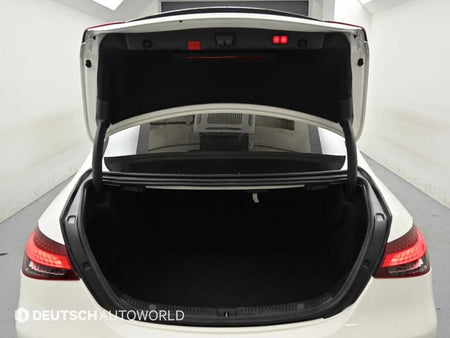 Mercedes-Benz E-Class — photo 19