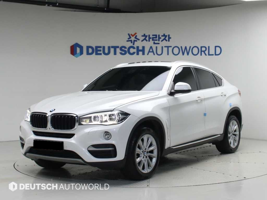 BMW X6 — photo 02
