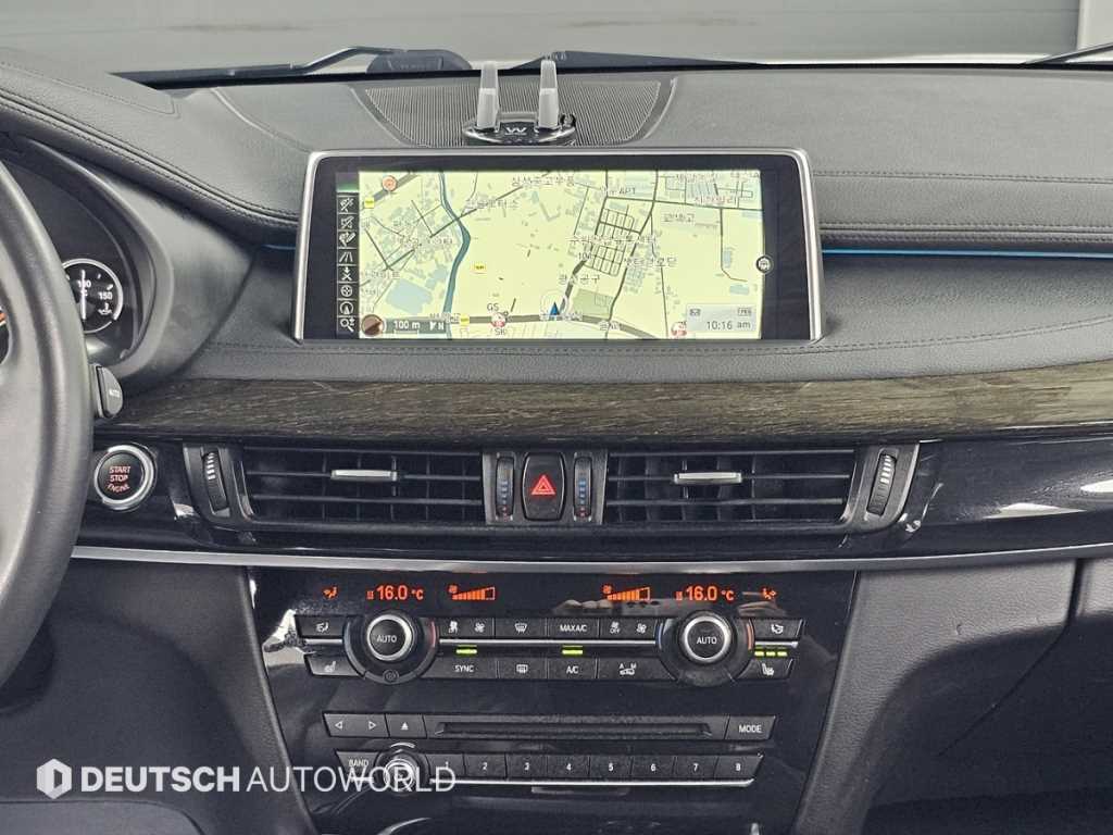 BMW X6 — photo 15