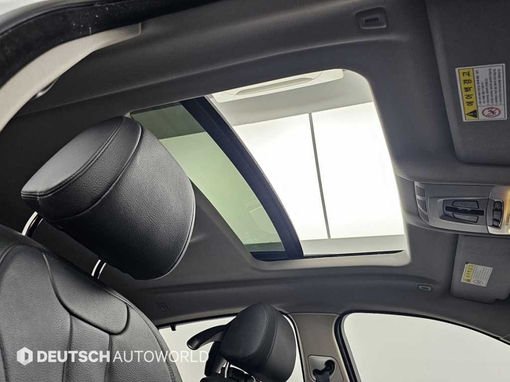 BMW X6 — photo 19