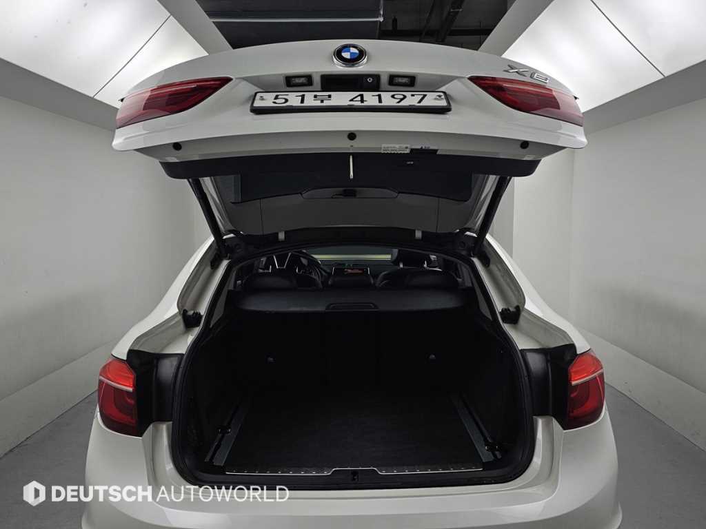 BMW X6 — photo 20