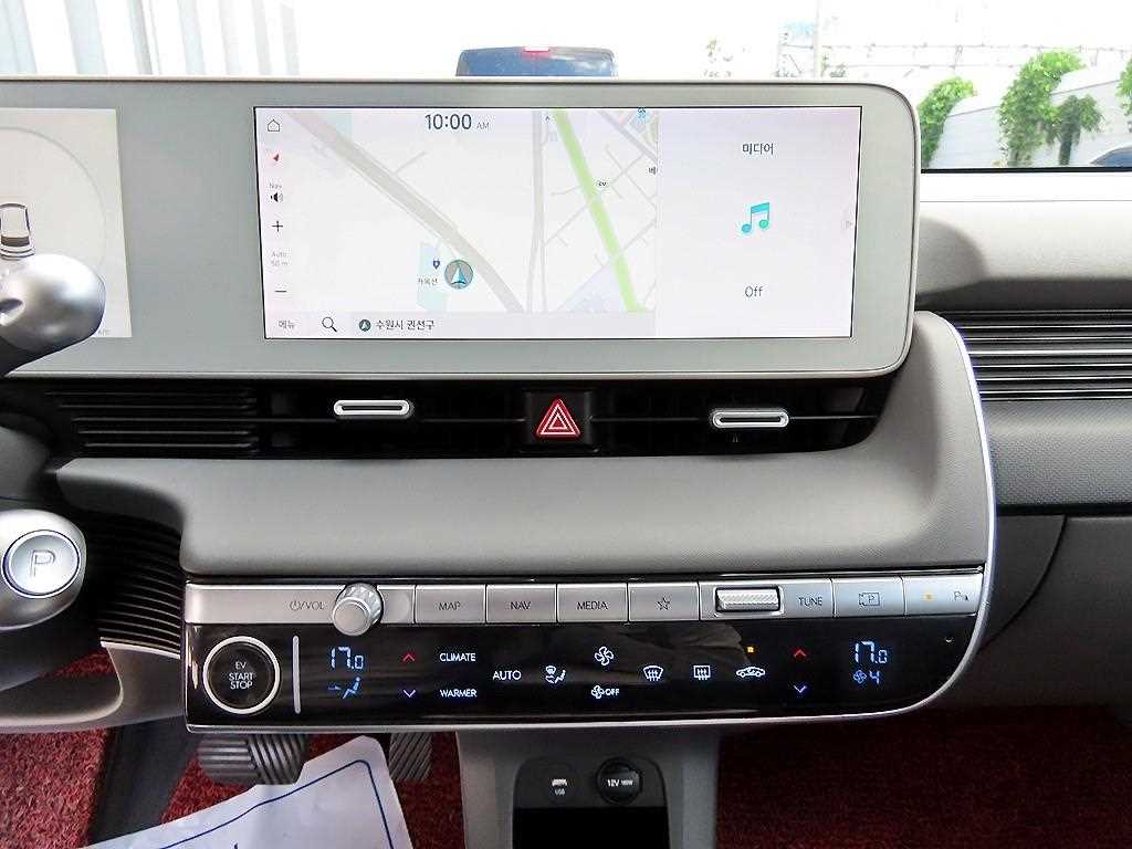 Hyundai Ioniq5 — photo 13