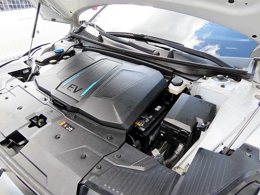 Hyundai Ioniq5 — photo 19