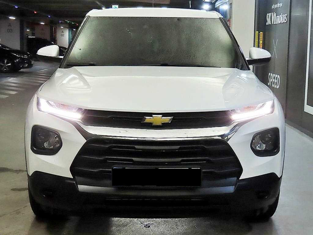 CHEVROLET Trailblazer — photo 02