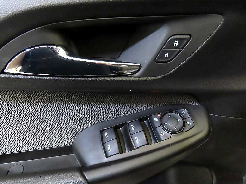 CHEVROLET Trailblazer — photo 13