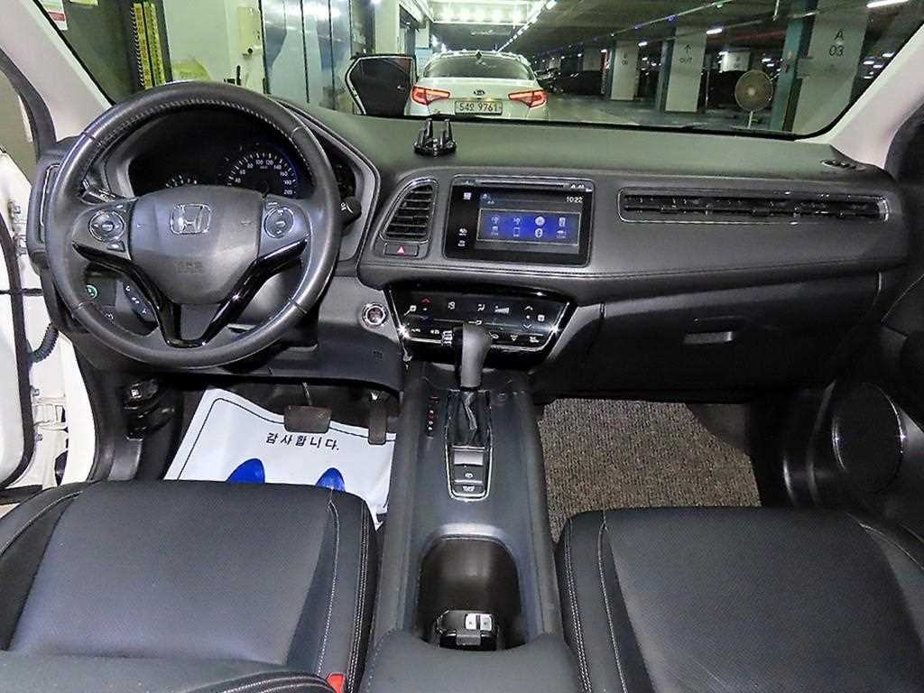 Honda HR-V — photo 10