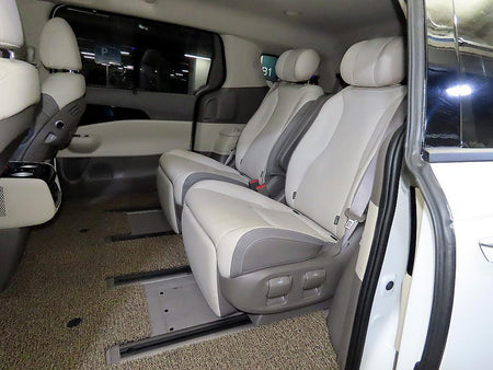 Kia Carnival — photo 07