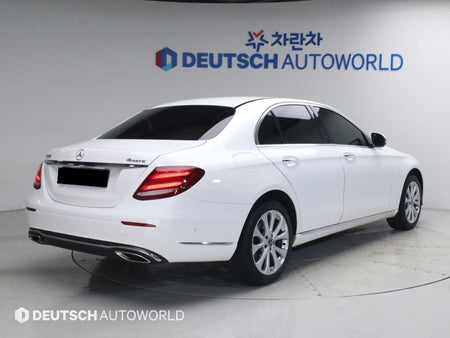 Mercedes-Benz E-Class — photo 02