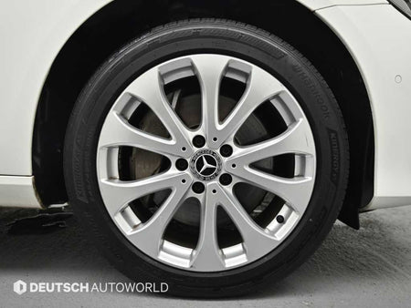 Mercedes-Benz E-Class — photo 05