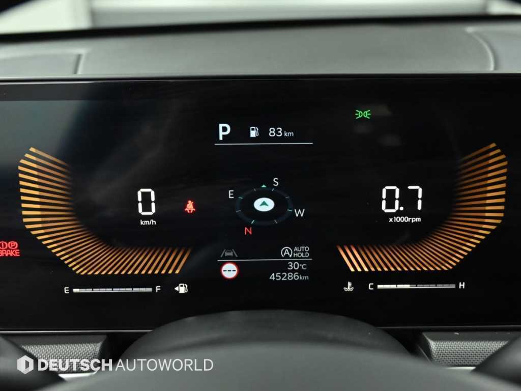 Kia K5 — photo 08