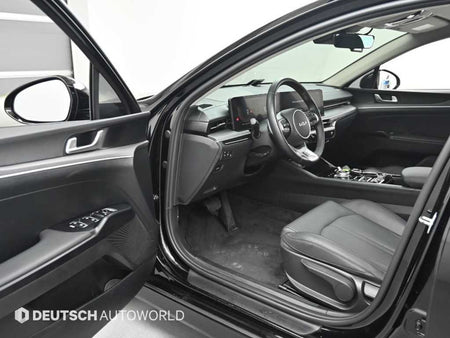 Kia K5 — photo 11