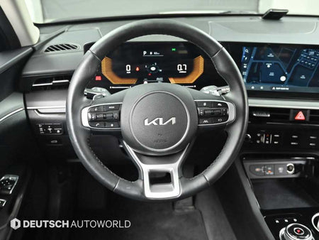 Kia K5 — photo 13
