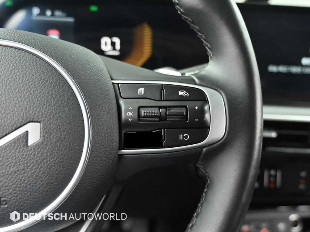 Kia K5 — photo 16