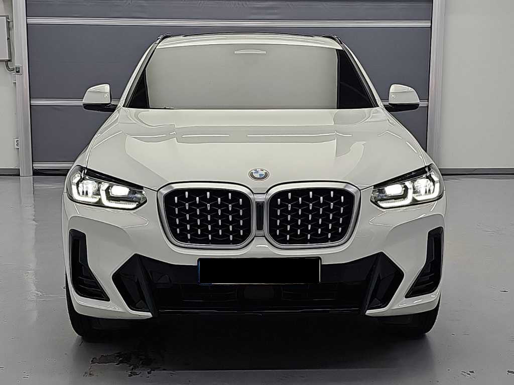 BMW X4 — photo 02