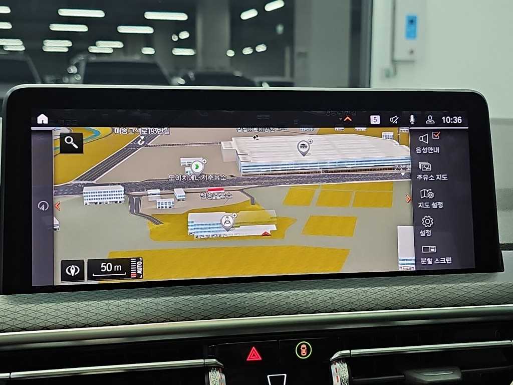 BMW X4 — photo 15