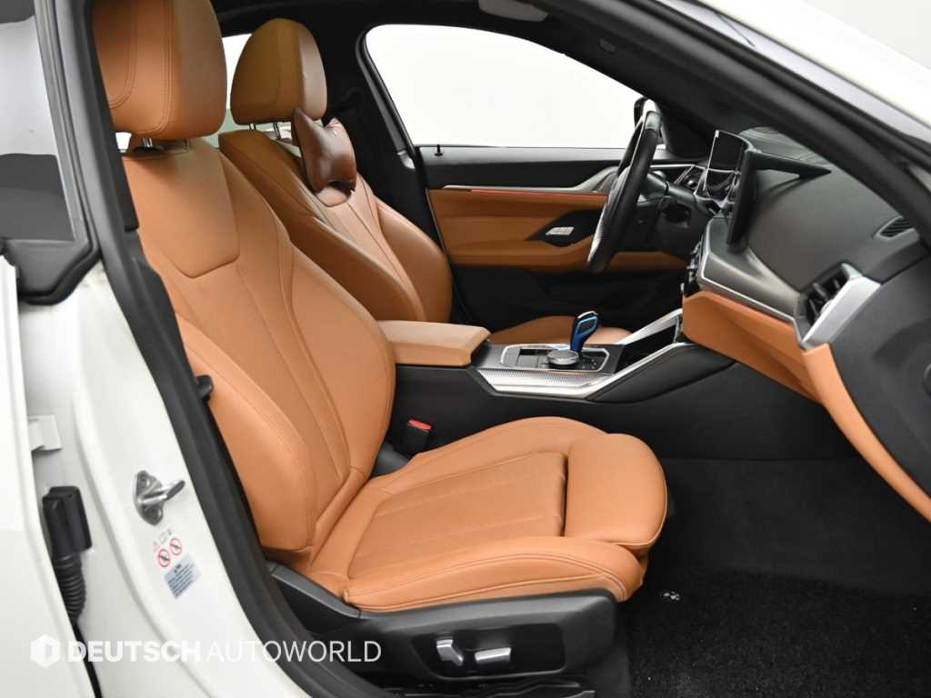 BMW i4 — photo 10