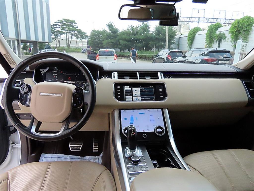 Land Rover Range Rover Sport — photo 07