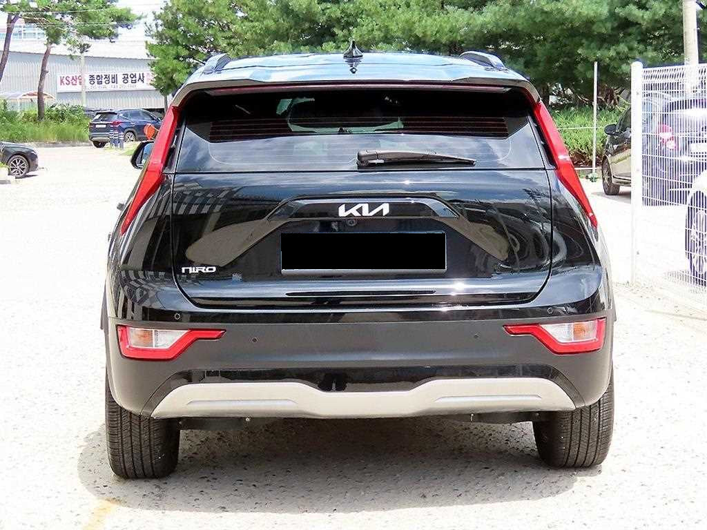 Kia Niro — photo 04