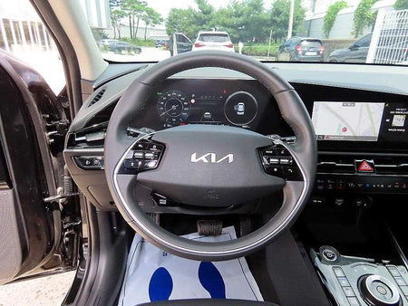 Kia Niro — photo 08