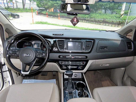 Kia Carnival — photo 07