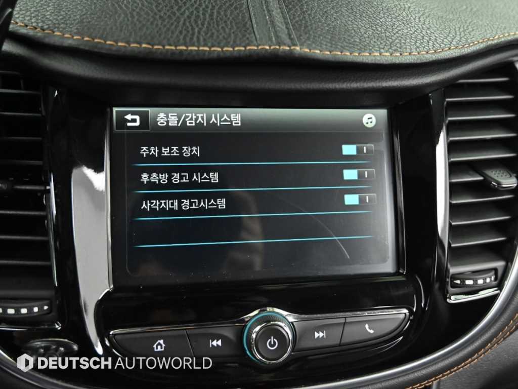 CHEVROLET Trax — photo 17