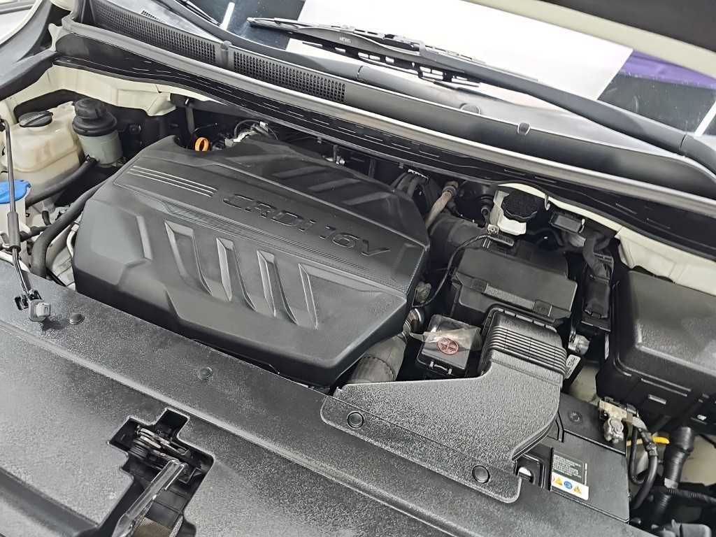Kia Carnival — photo 05