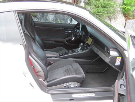 Porsche 911 — photo 16