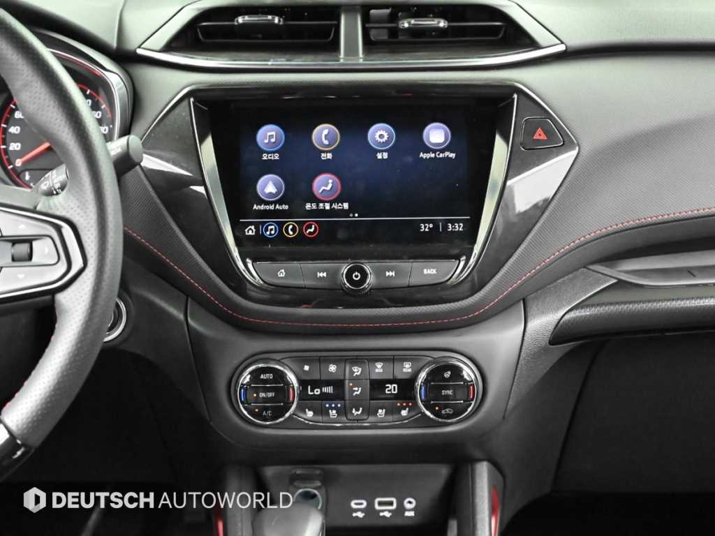 CHEVROLET Trailblazer — photo 14