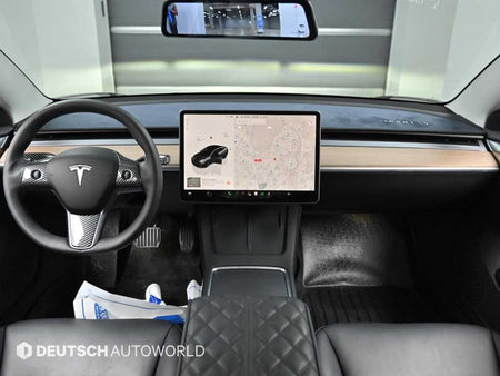Tesla Model 3 — photo 07