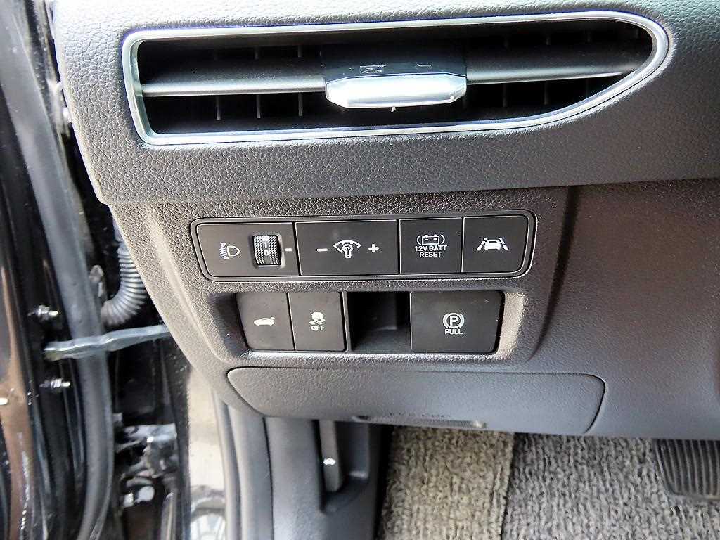 Hyundai Sonata — photo 12