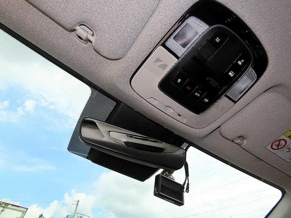 Hyundai Sonata — photo 16