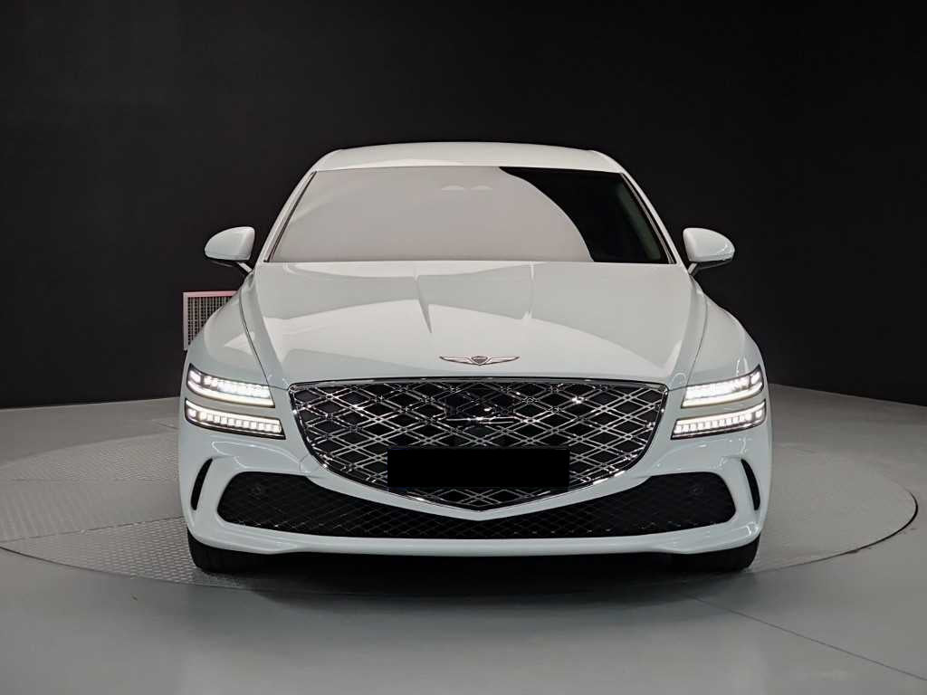 Genesis G80 — photo 02