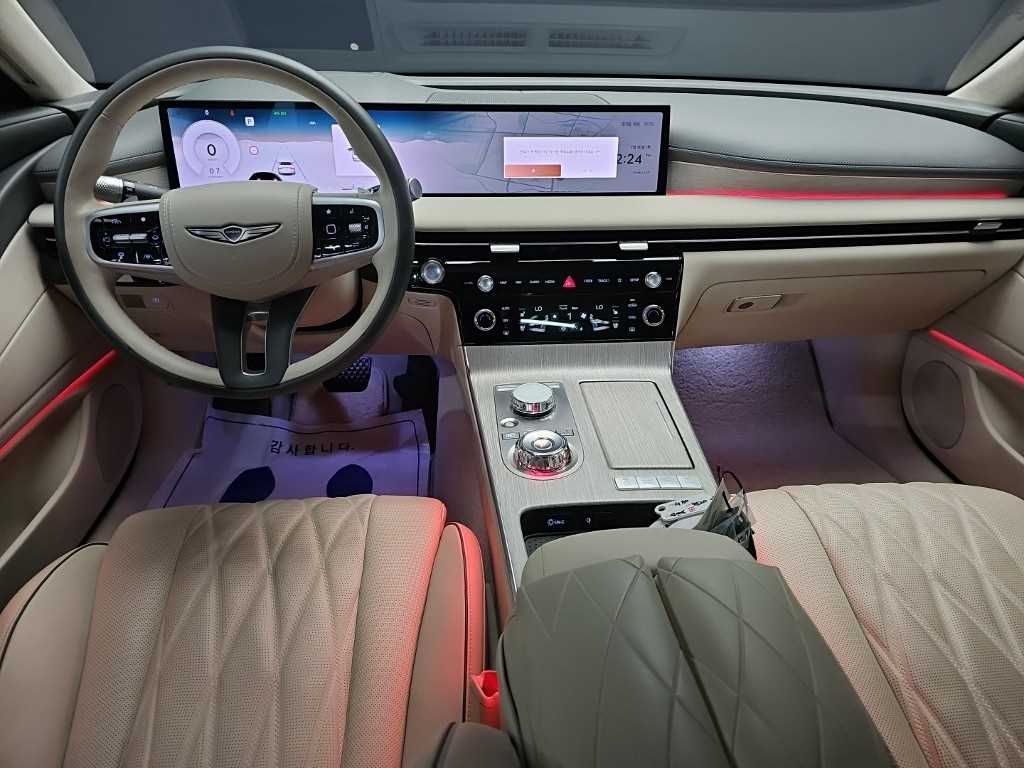 Genesis G80 — photo 07