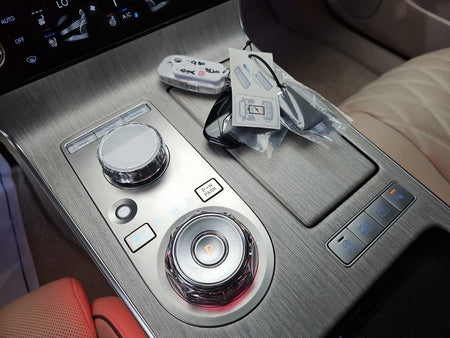 Genesis G80 — photo 08