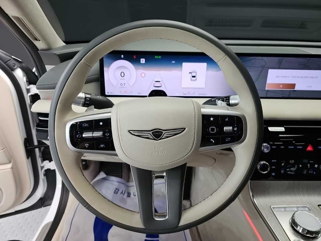 Genesis G80 — photo 09