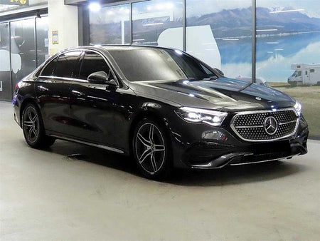 Mercedes-Benz E-Class — photo 01