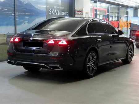 Mercedes-Benz E-Class — photo 04