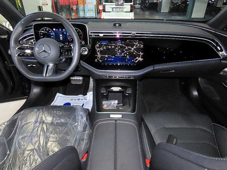 Mercedes-Benz E-Class — photo 10