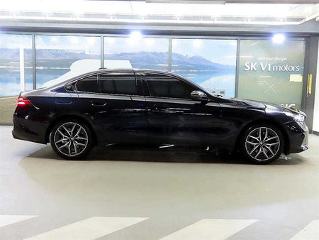 BMW 5-Series — photo 03