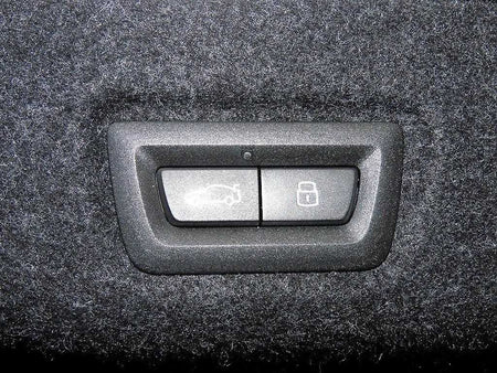 BMW 5-Series — photo 15